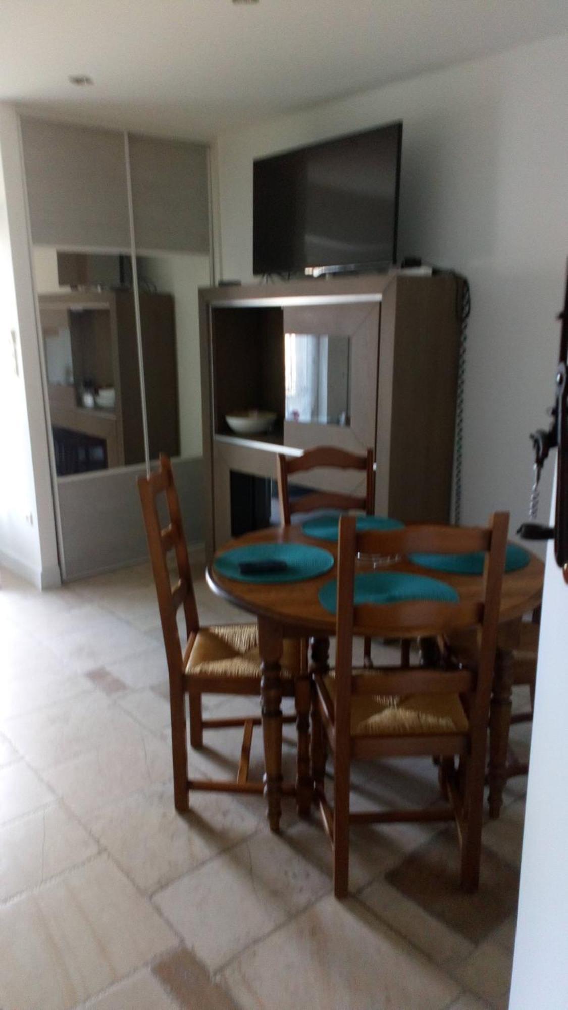 La Pompelle Διαμέρισμα Pichanges Εξωτερικό φωτογραφία